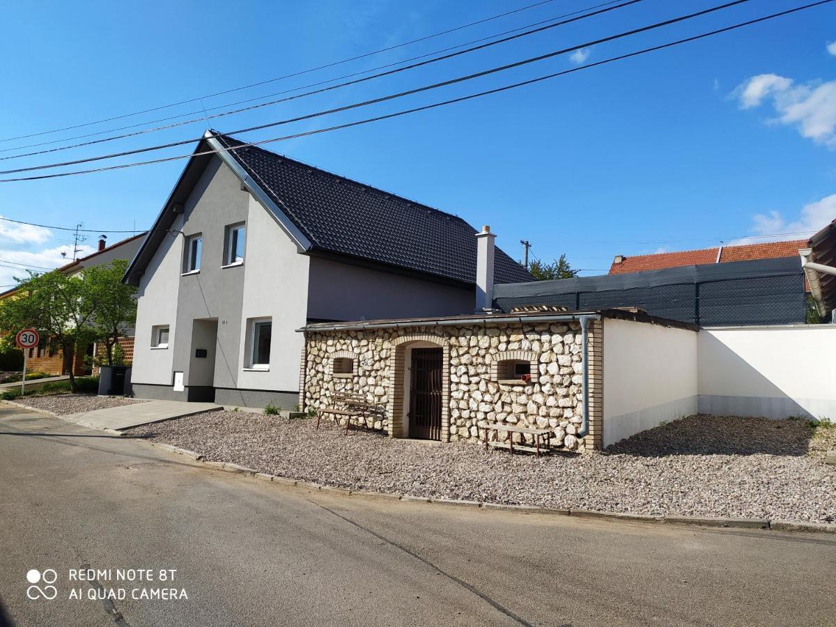 Vila pod Majákem Přítluky Exterior foto